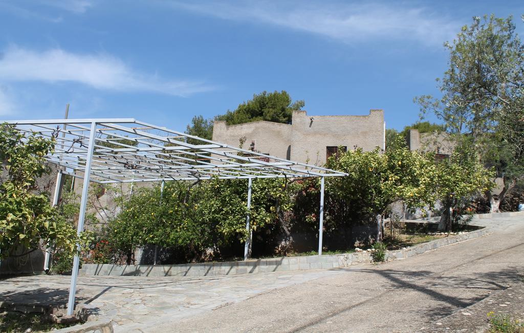 Aparthotel Cavo Grosso Mavrovoúnion